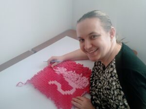 Alize puffy more lze splétat rukama i háčkem